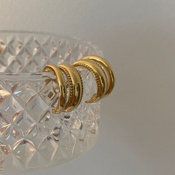 18K Gold Plated Double Hoop Beaded Milgrain Earrings - Picture 4 of 9